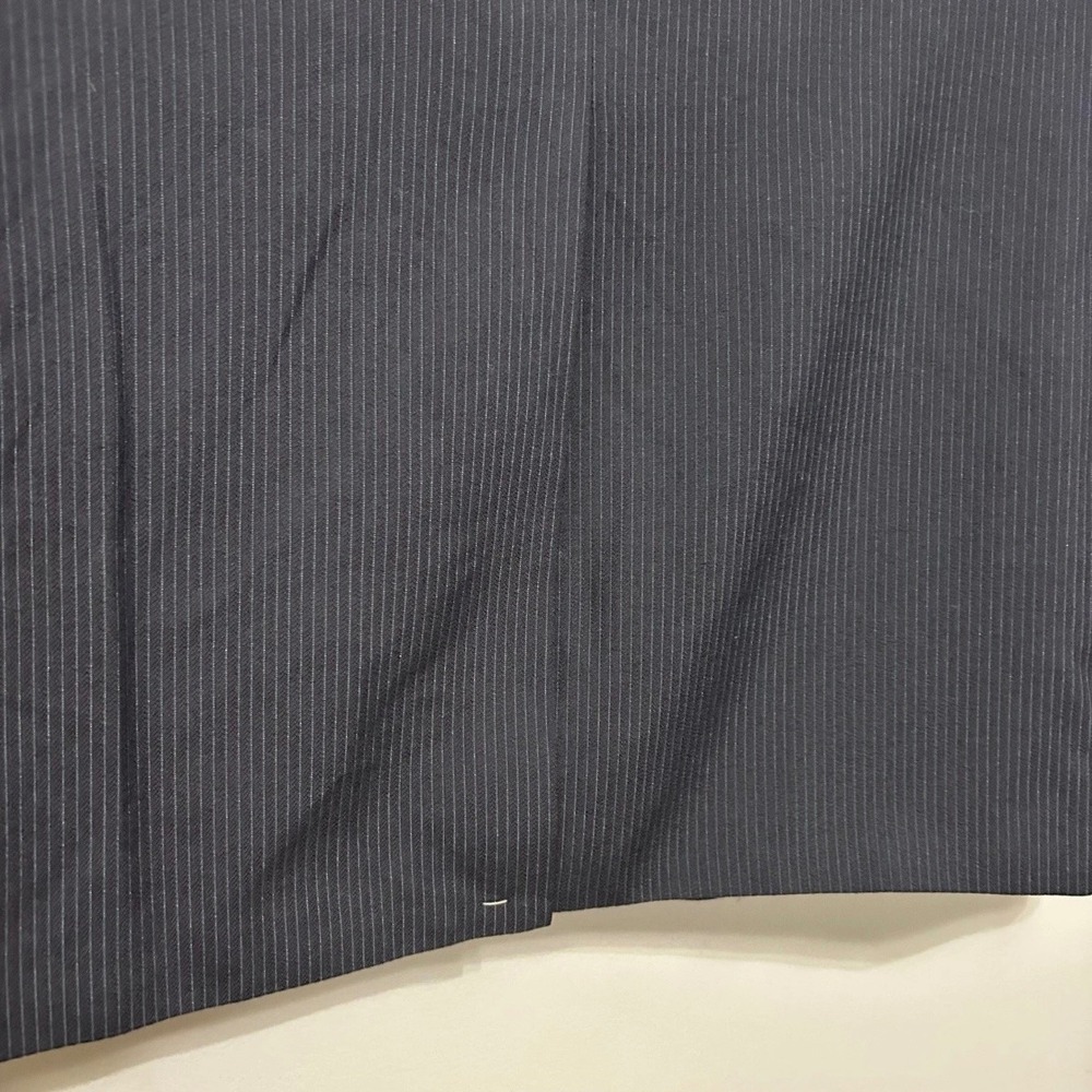 Haggar Suit 40 Jacket 32x30 Slacks Blue Pinstripe Pleated Classic Formal Wedding - Picture 3 of 16